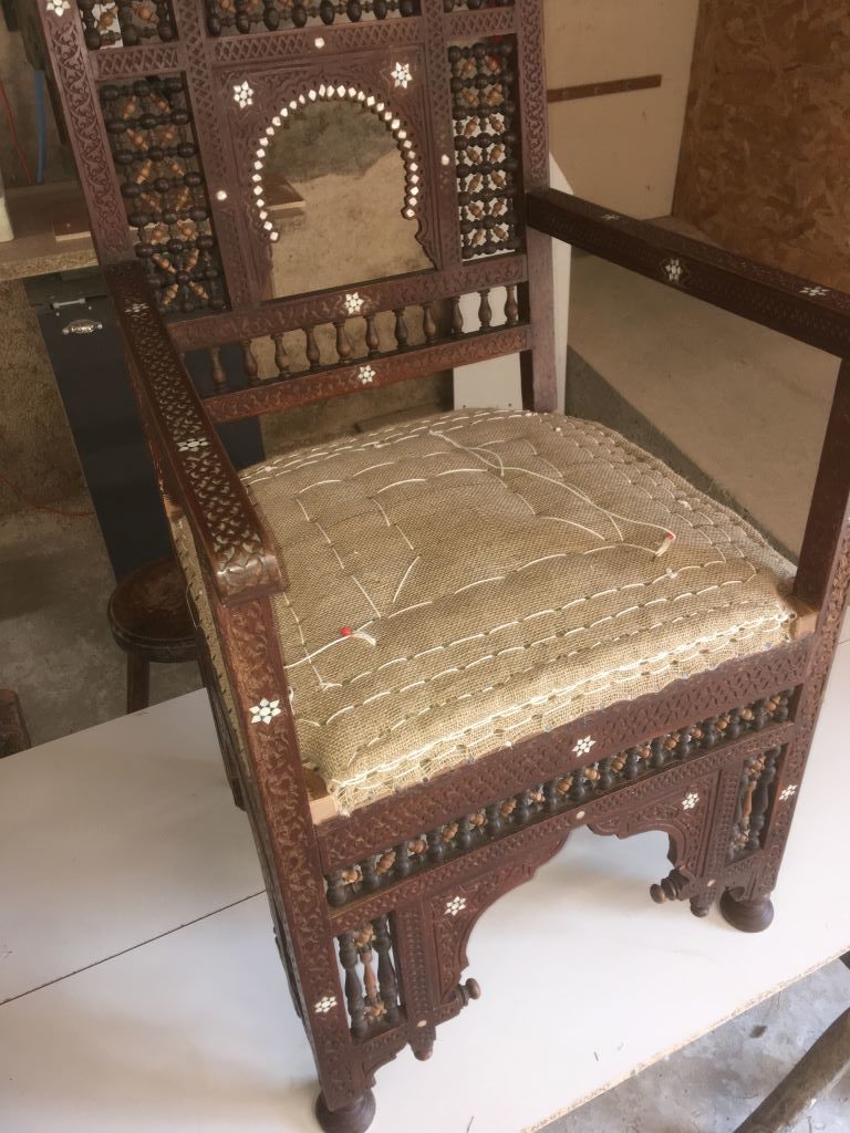 tapisserie garnissage fauteuil syrien